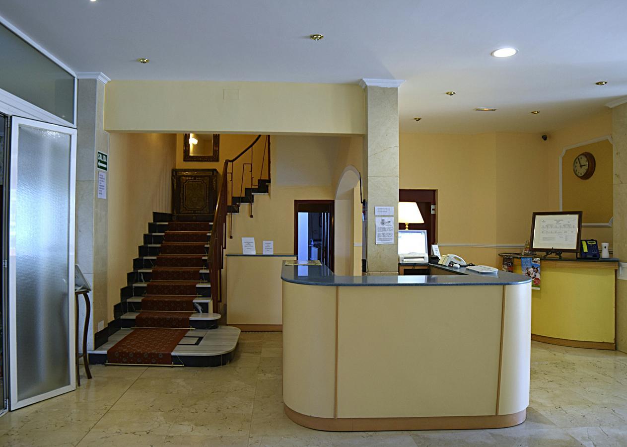 Hotel Mercedes อารันเควซ ภายนอก รูปภาพ