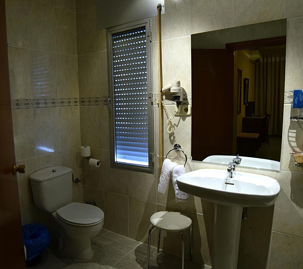 Hotel Mercedes อารันเควซ ภายนอก รูปภาพ